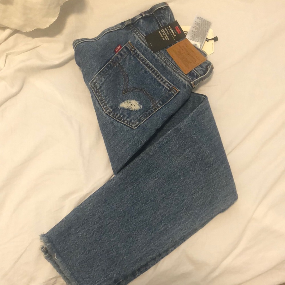 NWT Levi’s Wedgie Jeans